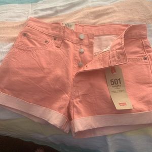 Levi’s 501 shorts BNWT